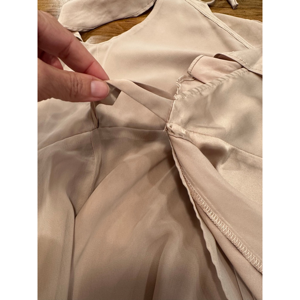 ASTR The Label Beige Ruffle Wrap Maxi Dress Women's M - Picture 9 of 9